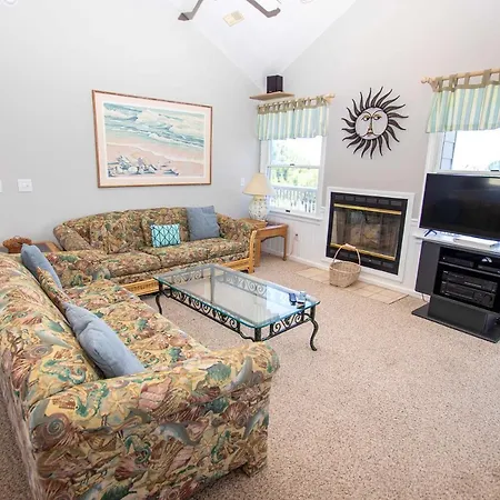 Wc1005, Happily Ours- Oceanside, Pool, Hot Tub, Rec Rm Villa